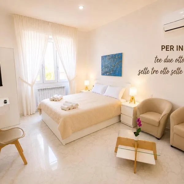 Salerno Center Luxury Apartment, hotel i Salerno