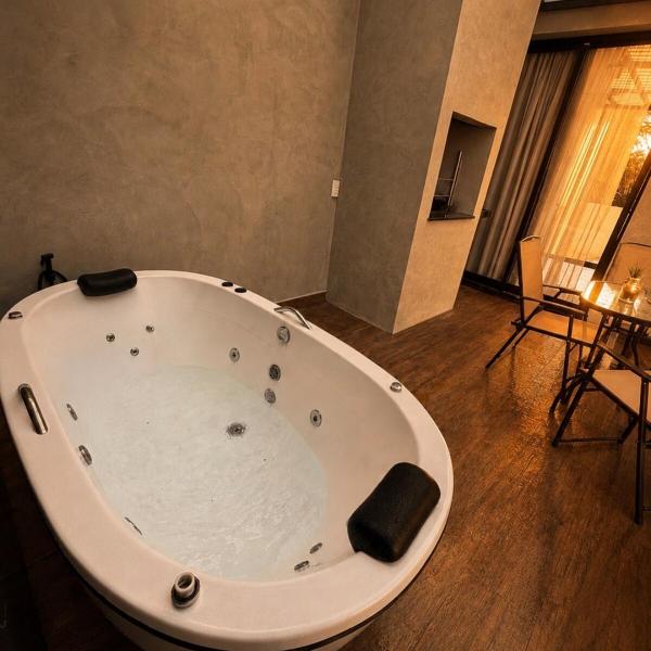 Loft Premium com Hidro Spa, Área Gourmet e Fire Pit