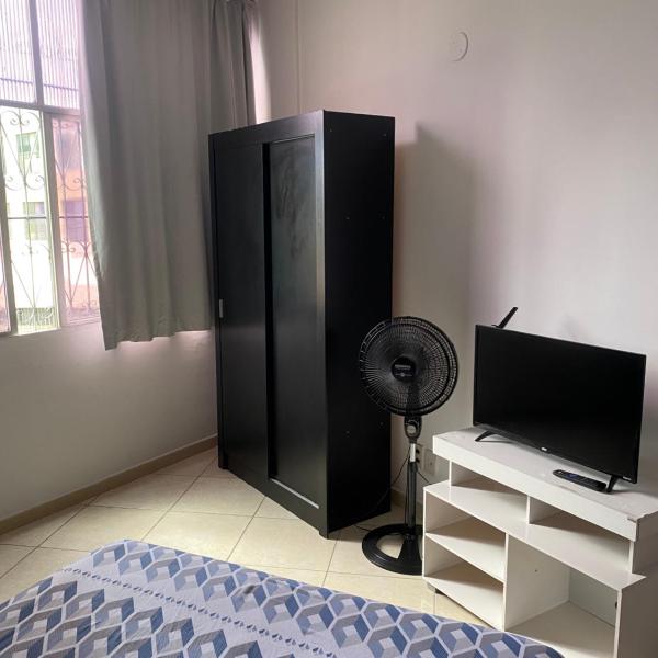 Quarto com suíte no bairro da Saúde - Foto 2