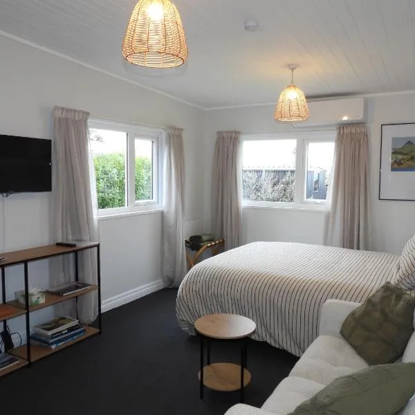 Stirling St Surf Villa, hotel a Dunedin