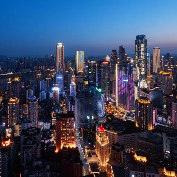 Chongqing Jiefangbei Hongyadong BERKIN High altitude River View Hotel, hotell sihtkohas Chongqing
