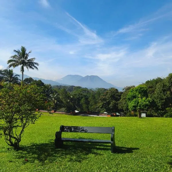 MesaStila Resort and Spa, hotel in Magelang