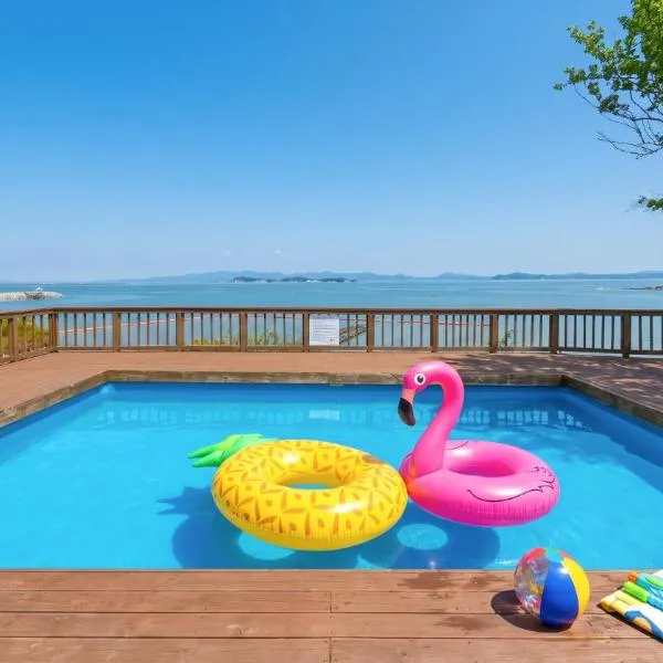 Taean Tteulapbada Pension, хотел в Таеан