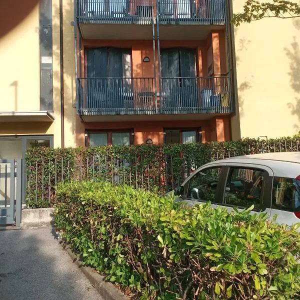 Via Roma OttantaDue โรงแรมในวัลมาเดรรา