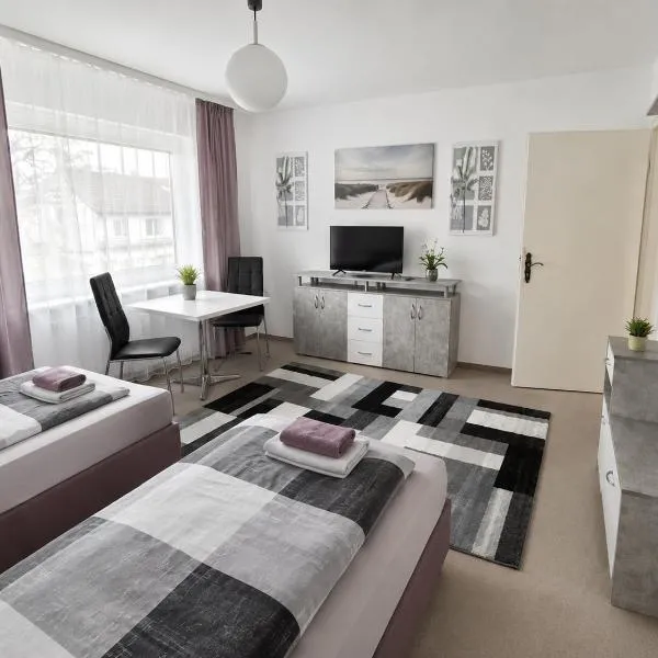 M&M Apartments, hotel Augustdorfban