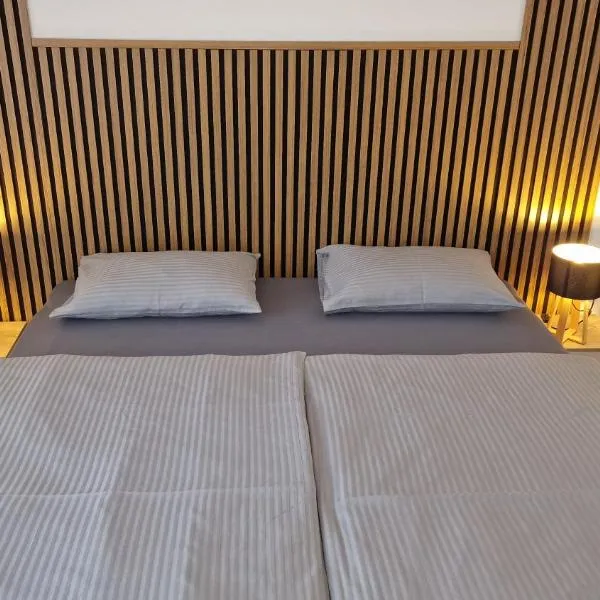 Apartmani i sobe PARK, hótel í Apatin