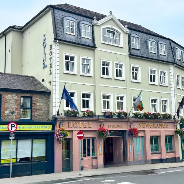 The Newgrange Hotel, khách sạn ở Navan
