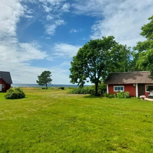 Viesnīca Little Red Sauna by the Sea pilsētā Leesi