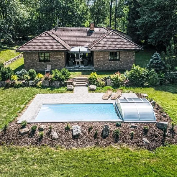 Holiday Home Kunějov by Interhome, hotel in Člunek