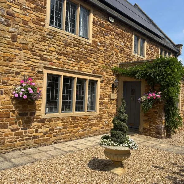Maple House, hotel di Faxton
