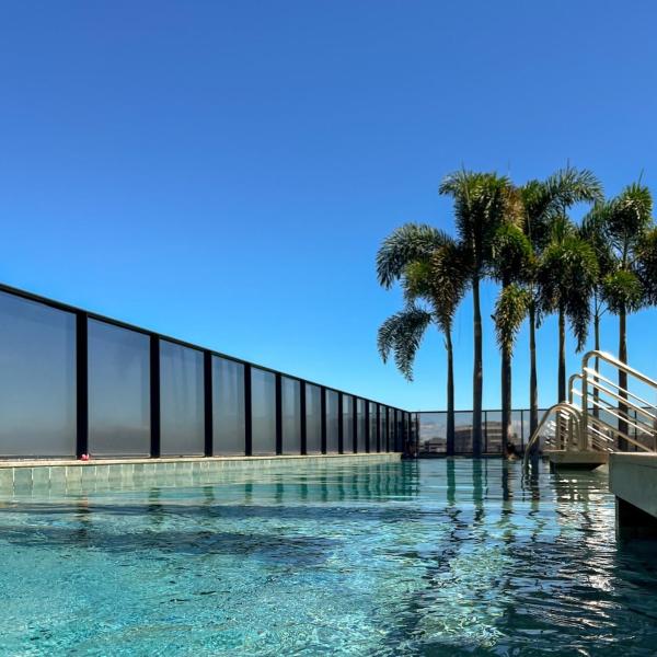 Apê Âmbar · Luxuoso, familiar, rooftop incrível perto do mar!
