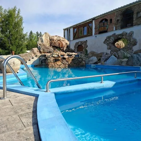 Hotel Kocourkov, hotel v destinácii Hlinsko