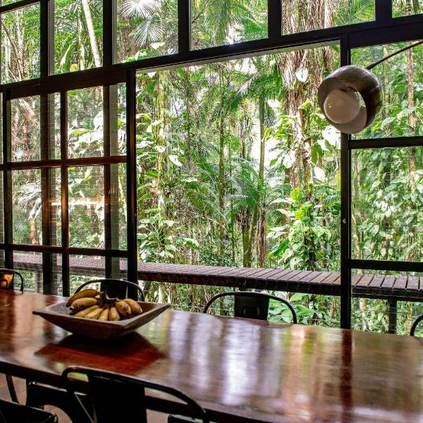 Casa Arca - Design com cachoeira na Aldeia Rizoma