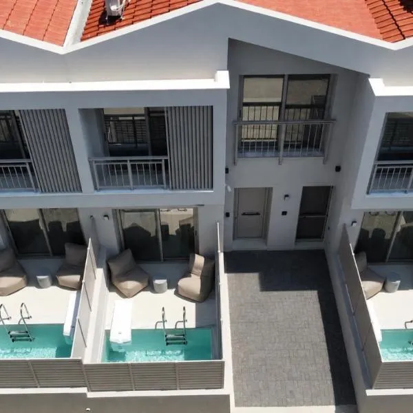 LaK Private Pool Suites in Potos,Thassos، فندق في بوتوس