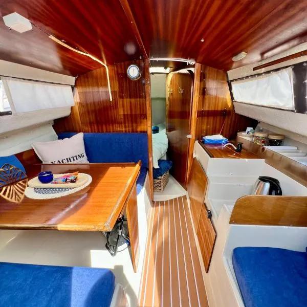Nuit insolite sur le voilier Marmara au Havre – hotel w Hawrze