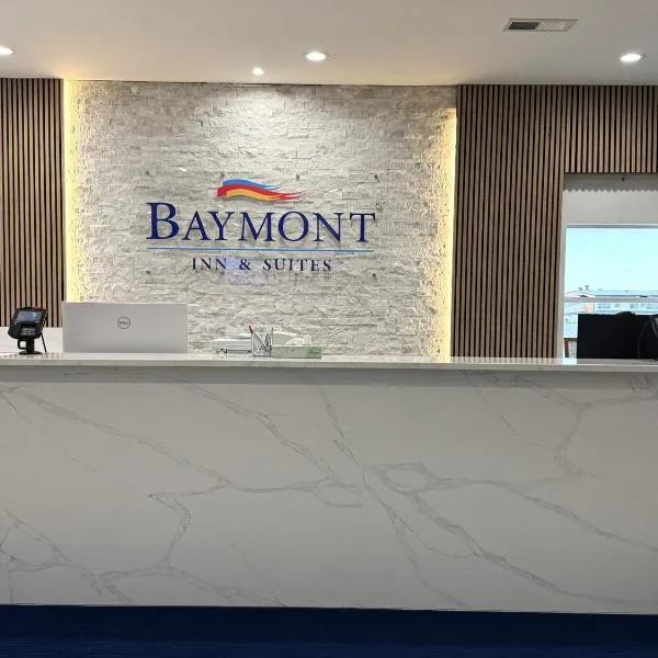 Baymont Inn & Suites by Wyndham Newton IA, ξενοδοχείο σε Newton