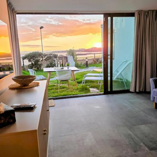 산 바르톨로메에 위치한 호텔 8i Ocean Front and Sunset San Agustin