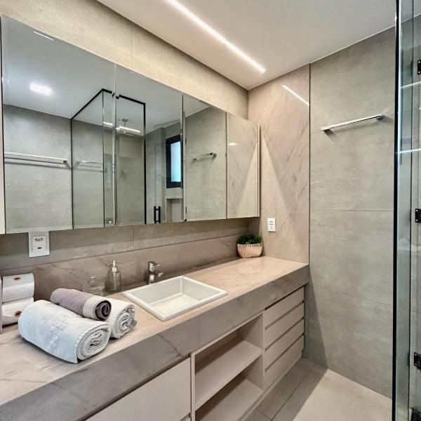 Um Luxo no Vertigo! Andar Alto e Quarto Privativo - Foto 3