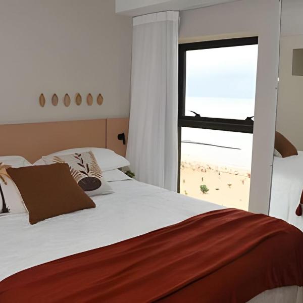 Mare Boa : Praia Boa Viagem, piscina e portaria 24