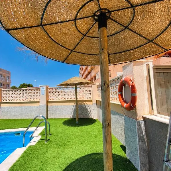 Ático Cassinello Roquetas, hotel in Roquetas de Mar