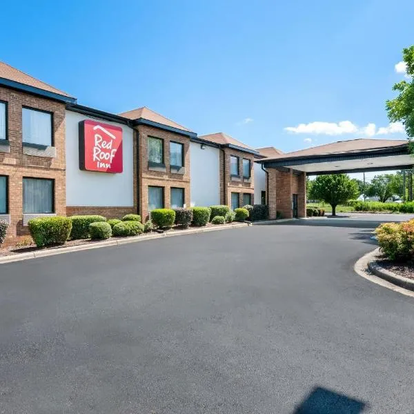 Red Roof Inn Charlotte - University, hotel in Charlotte