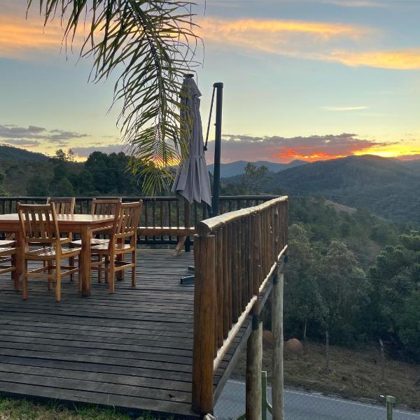 Casa ampla com vista, fogo de chão, área gourmet - 16 min do Capivari - Foto 2