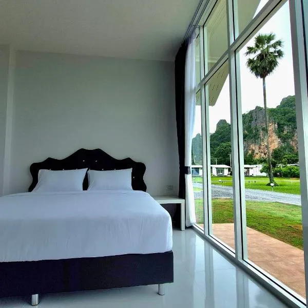 นัชชานามุงโฮมสเตย์, hotel en Ban Mung