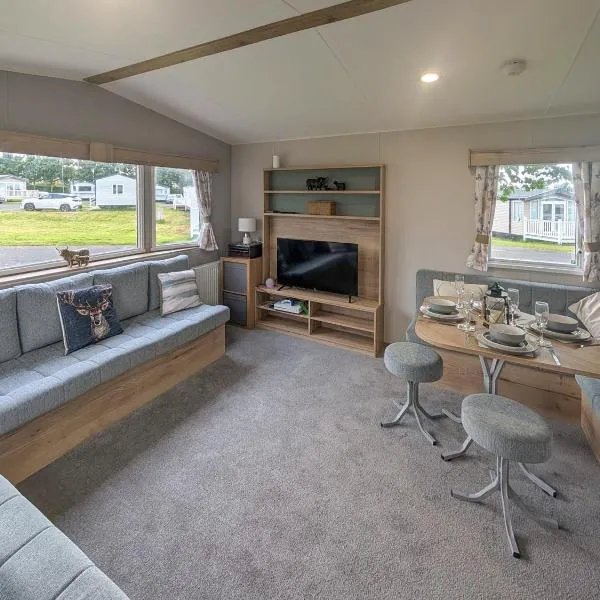 Kjs Holiday Haven, hotell i Ayr