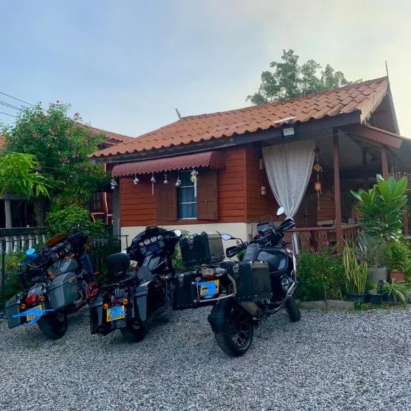 K Khan Private Garden Home - Chiang Khan Walking Street, khách sạn ở Chiang Khan
