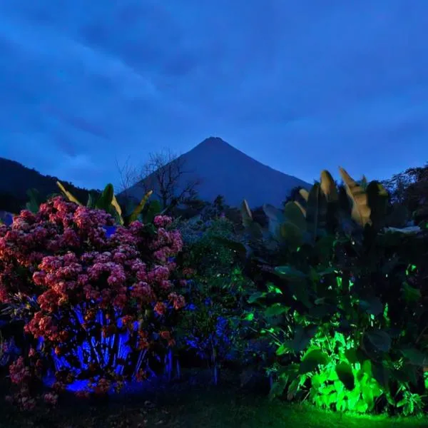 Flora Glamping de Abuela, Hotel in Fortuna