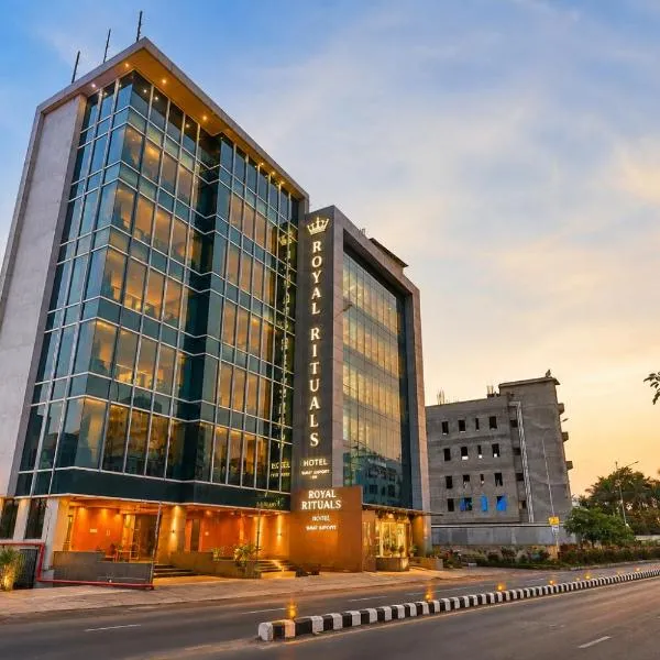 Hotel Royal Rituals, hotel in Surat