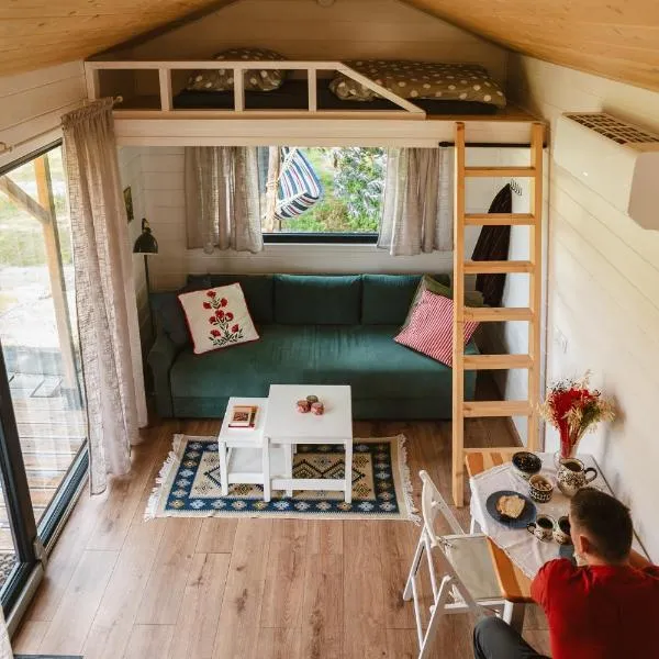 Jemiołucha Glamping, hotel in Bodzentyn