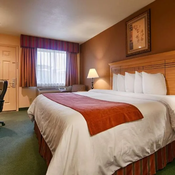 BEST WESTERN PLUS Hartford Lodge, хотел в Sutherlin