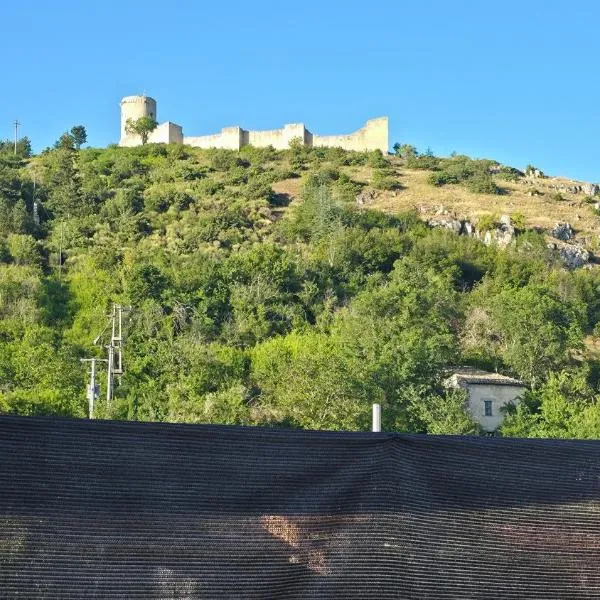 Bominaco B&B, хотел в Caporciano