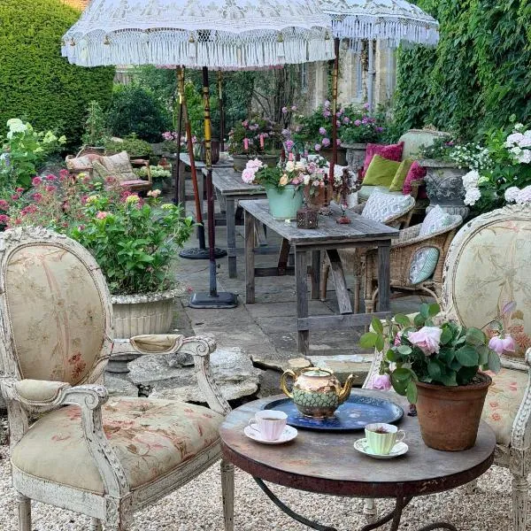 Pytts House Boutique Bed & Breakfast, hotel din Burford