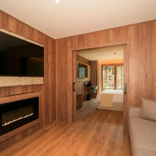 Hotel Princesa Parc Excellence, готель у місті Арінсаль