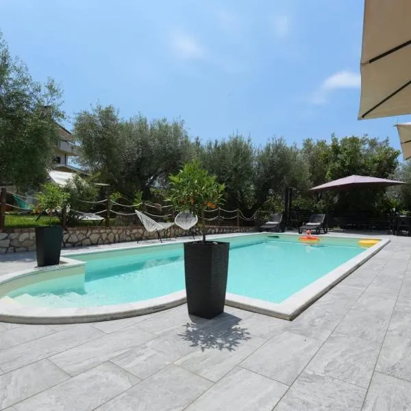 B&B Marino, hotel em Grisolia