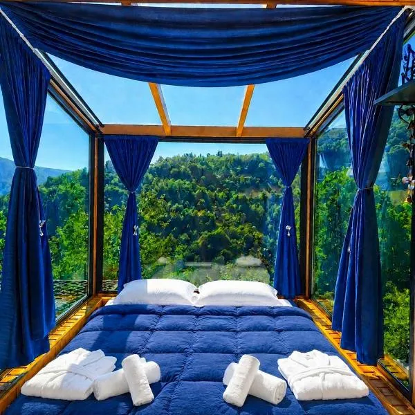 Hill House Merisi, hotel i Merisi