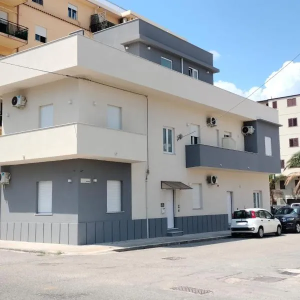Alcenide Aparthotel، فندق في فيلاّ سان جيوفاني