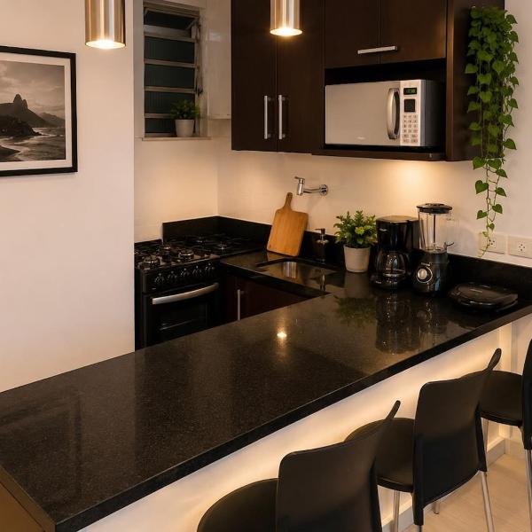 Modern Loft Steps from Arpoador & Ipanema Beach