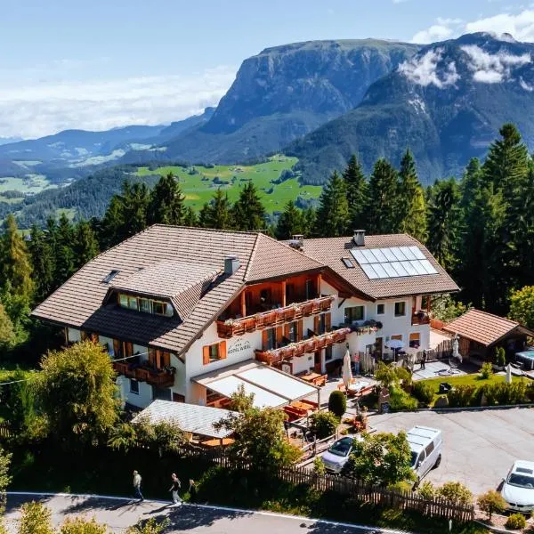Hotel Wiesl, hotell i Collepietra