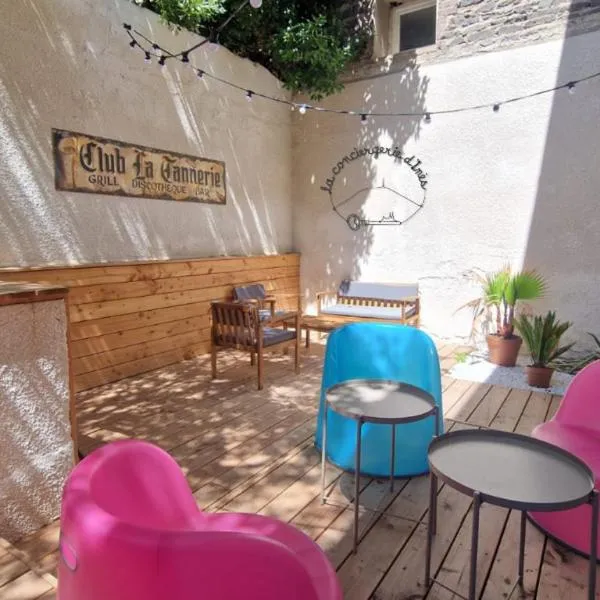 La Guinguette #Terrasse, hotelli kohteessa Clermont-Ferrand