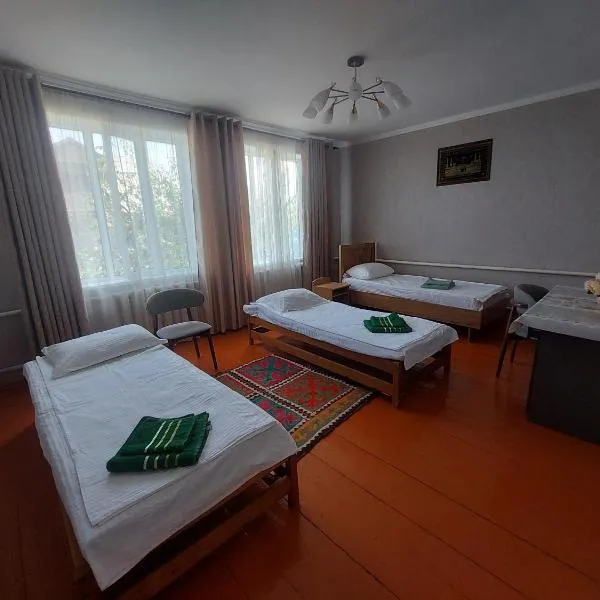 Nomad 114, hotel u gradu 'Ysyk-Köl'