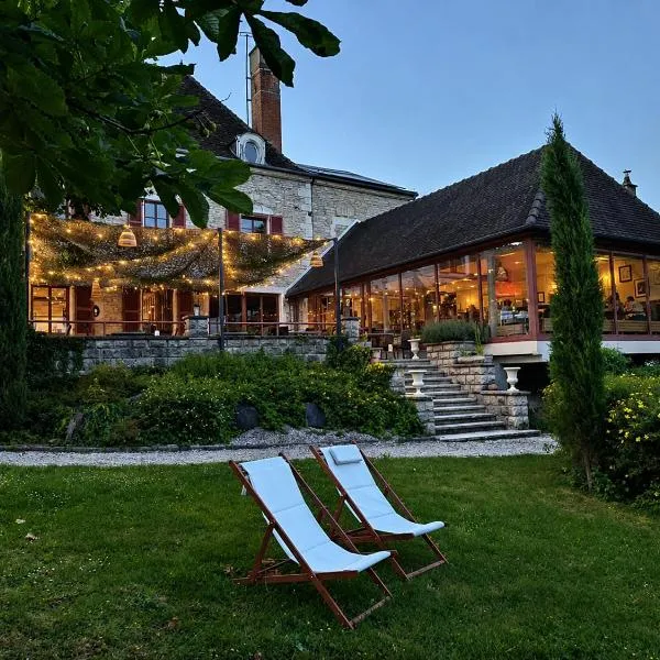Logis Hostellerie la Chaumière, hotel en Arsonval