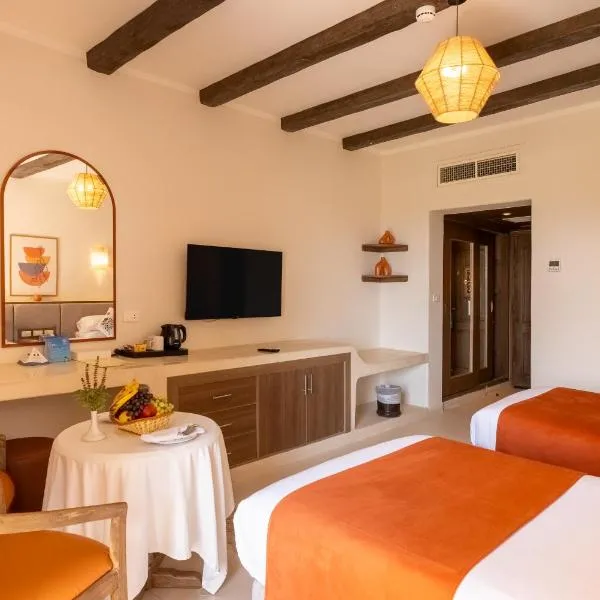 Shams Alam Beach Resort, hotel in Marsa Alam City
