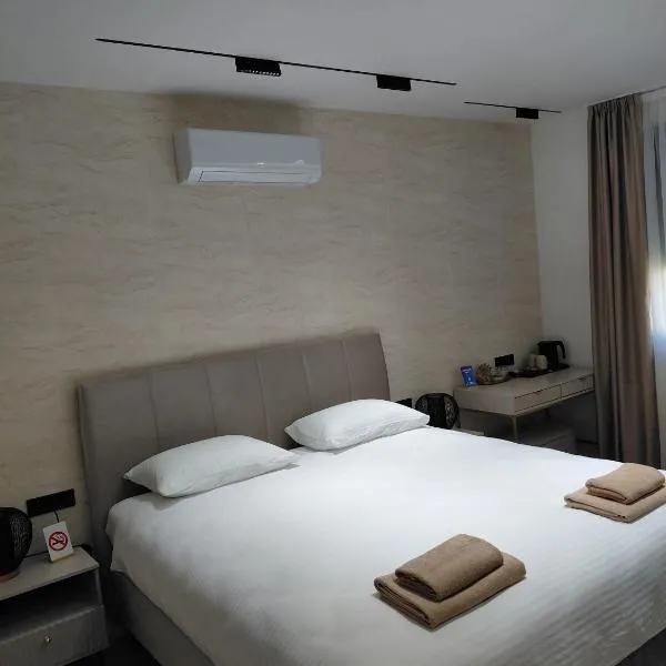 Sobe i Apartman Nada Ljubuški Soba 2, hotel a Ljubuški