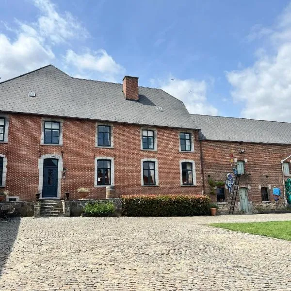B&B at Haras Petit-Hallet, hotel a Hannut