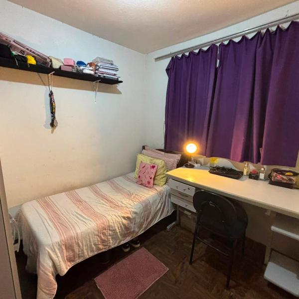 Quarto individual em república feminina