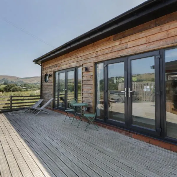 Tin Shed, hotel sa Rhayader