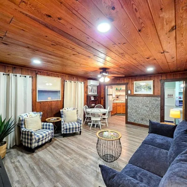 Edgewater Resort Cottage #1, hotel en Hot Springs
